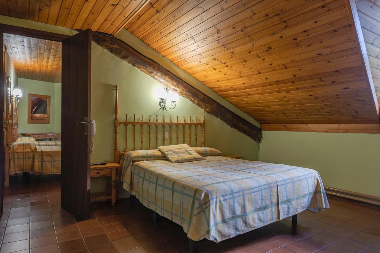 Hotel Cardós Ribera de Cardós Buitenkant foto